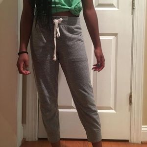 Grey ankle cut sweat pants